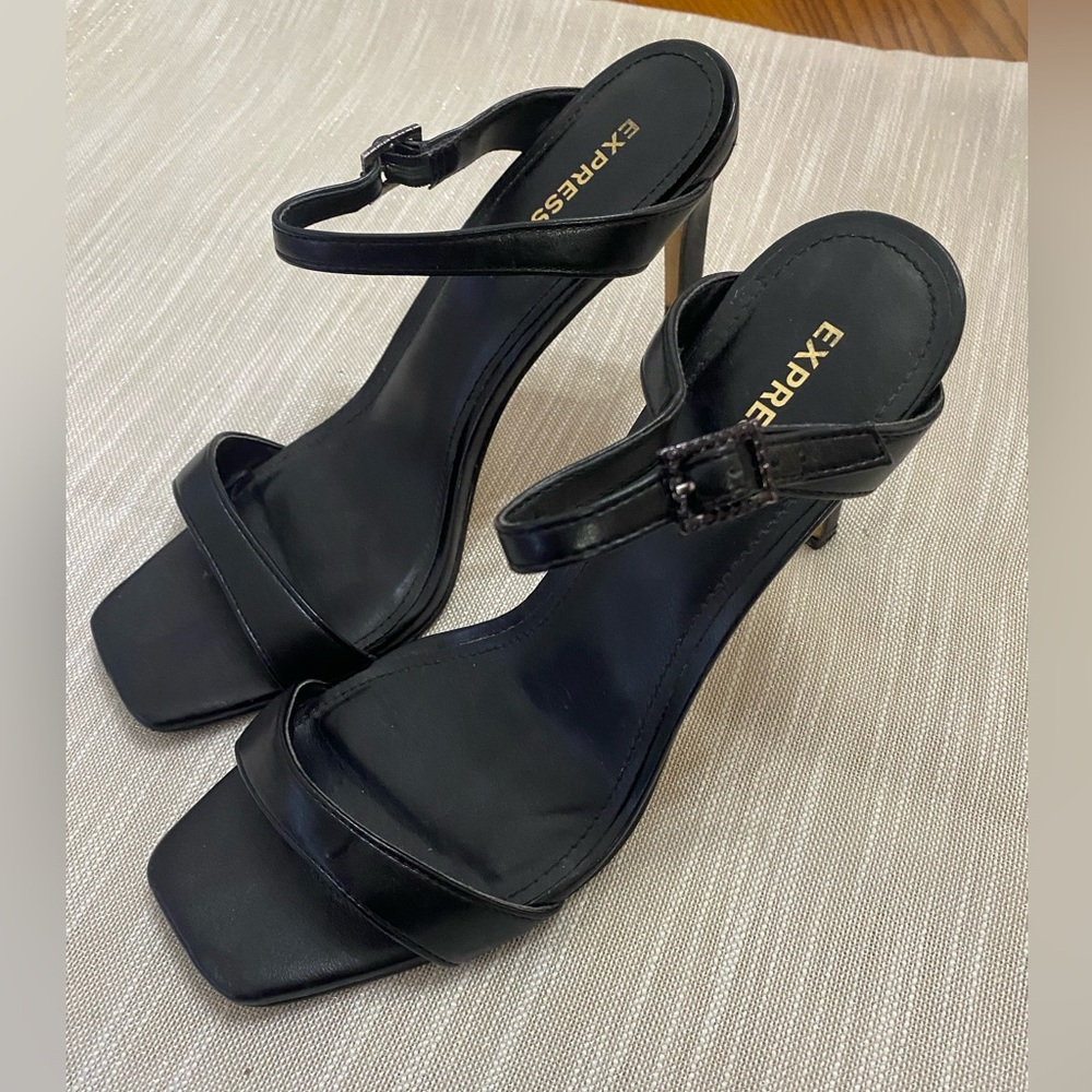 Sandal heels